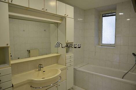 Трехкомнатная квартира в центре: 20