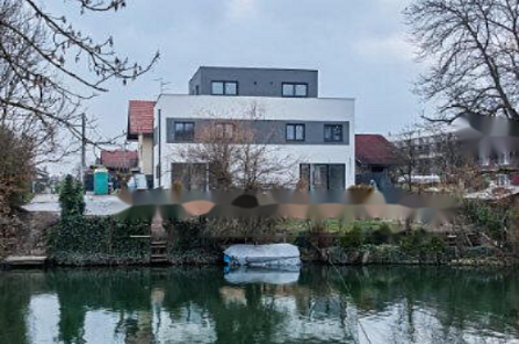 Дом в Новом Трново, стоящий у воды: 1