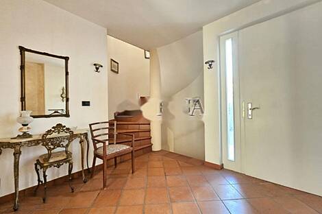 Изола, дом: 11