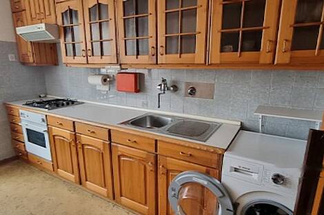 Квартира с тремя комнатами в центральной части города: 4