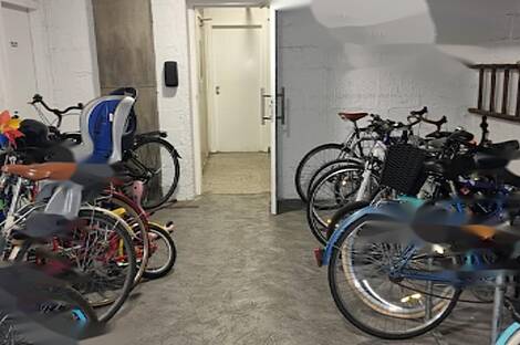 Квартира с тремя комнатами в центральной части города: 6