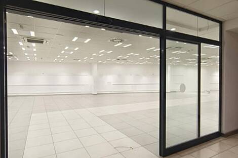 Пространство коммерческого назначения давно эксплуатируется.: 4