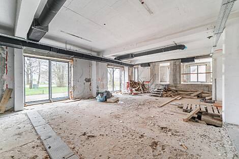 Офисное здание, хранилище: 14