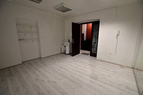 Помещение для коммерции Щтепанско: 5