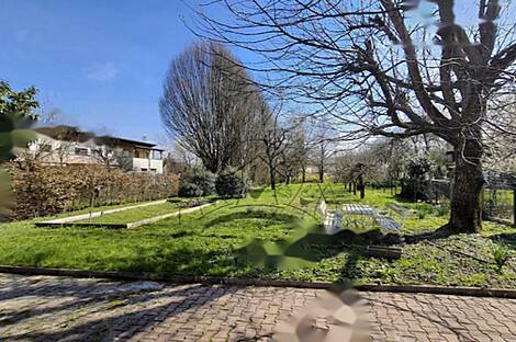 Центральный дом с террасой: 2