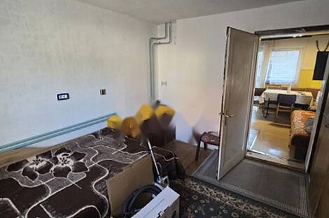 Дом, Словень Градец: 6