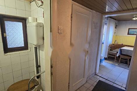 Дом, Словень Градец: 10