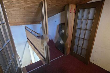 Дом, Словень Градец: 12