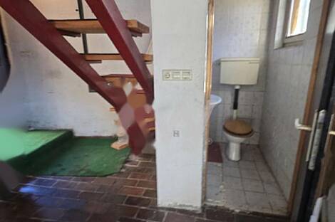 Дом, Словень Градец: 14