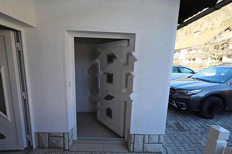 Дом в Новой Хрушице с террасой: 16