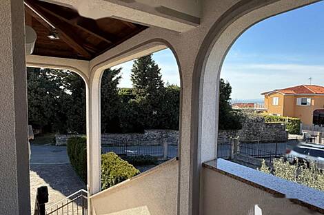 Дом, Малиа: 30