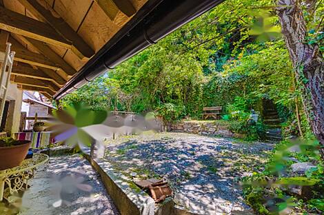 Квартира с пятью комнатами в центре города: 2