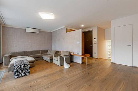 4-комнатная квартира в центре: 6