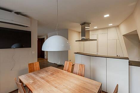 4-комнатная квартира в центре: 11