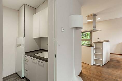 4-комнатная квартира в центре: 13