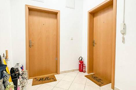 Квартира в доме из трех комнат, известная как Шишка: 9