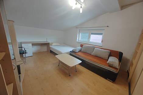 Жилье с видом на водоем: 7