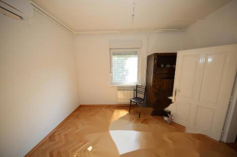 Здание на улице Водушка: 8