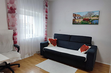 Квартира с тремя комнатами расположена в Бертоках.: 6