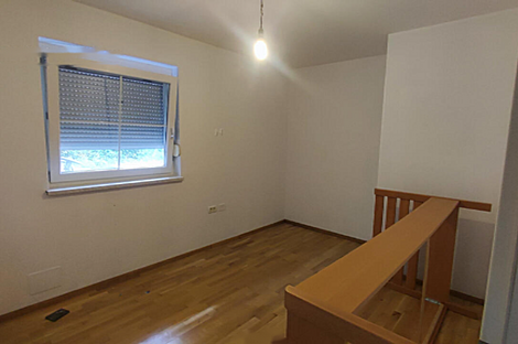 Квартира с тремя комнатами Ольмо: 3