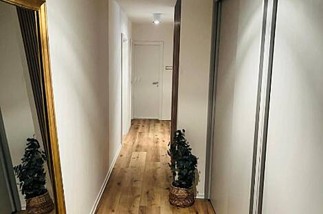 Трёхкомнатная квартира с балконом: 7