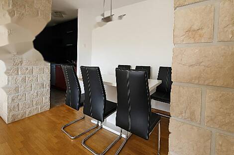 В Лукце предлагается 4-комнатная квартира.: 3