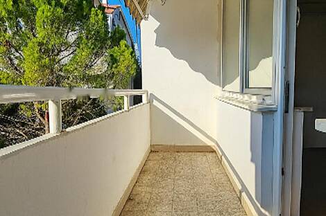 В Лукце предлагается 4-комнатная квартира.: 11