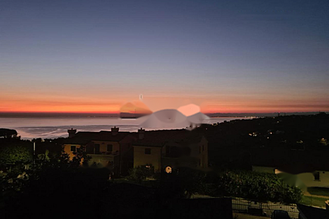 Квартира с четырьмя комнатами: 8