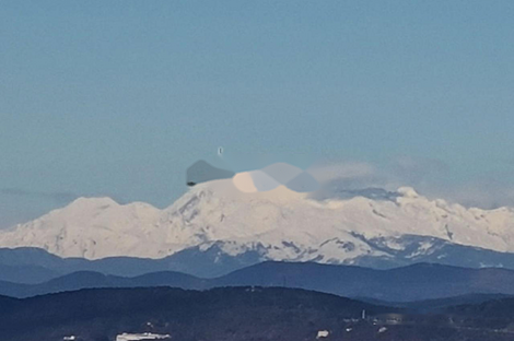 Квартира с четырьмя комнатами: 9