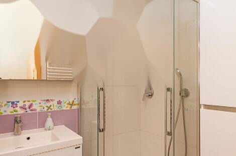 Изола: Четырехкомнатная квартира: 15