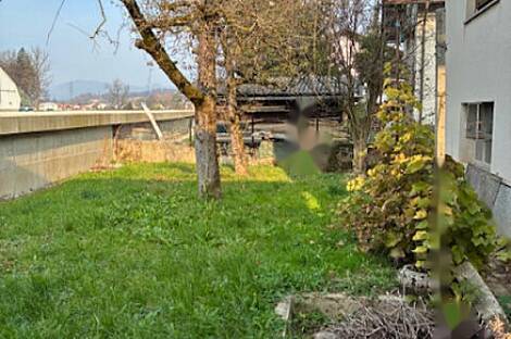 Вич, Любляна, дом у Долгого моста: 15