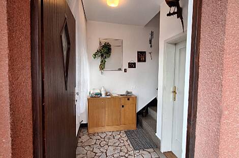 Вич, Любляна, дом у Долгого моста: 19