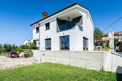 Хрватины, дом: 27