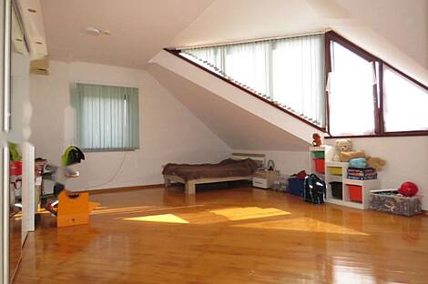 Подутик, Шишка, Любляна, дом: 15