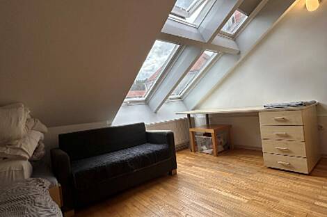 4-комнатная квартира в центре: 11