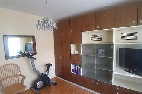 Трёхкомнатный дом в Сежане: 2