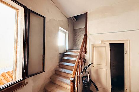 Квартира с пятью или более комнатами, расположенная в Копере, на Гортановом тргу.: 25