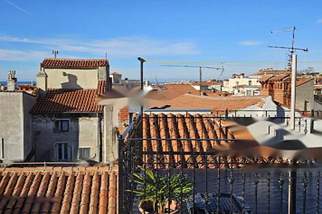 Современная квартира с четырьмя комнатами в городе Пиран: 2