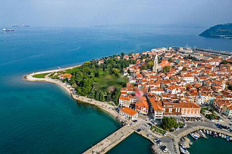 Современная квартира в Изоле: 25