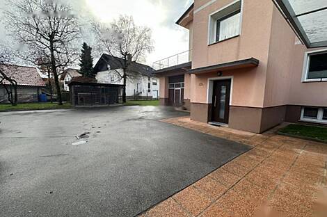 Хижина, Ежица: 8