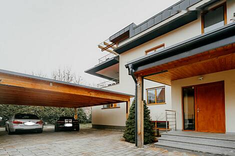 Новый дом, Двойчек Любляна Бежиград: 1