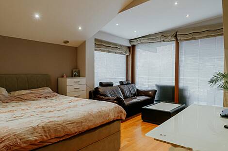 Новый дом, Двойчек Любляна Бежиград: 9