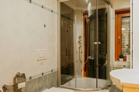 Новый дом, Двойчек Любляна Бежиград: 16