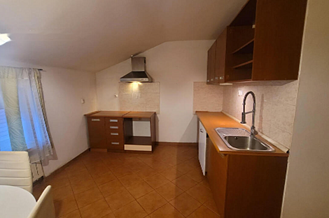 Четырехкомнатная квартира, Рудник: 2