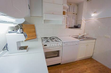 Трёхкомнатная квартира, Старый рынок: 10