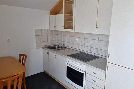 Квартира-студия, находящаяся в новостройке в районе Любляны Вич.: 2