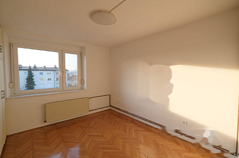 Трехкомнатная квартира в районе Бежиград, Любляна.: 1