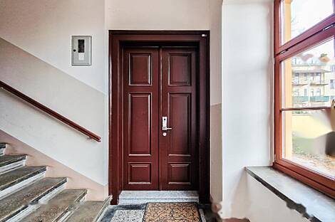 Трехкомнатная квартира в центре города Ново Любляна.: 17