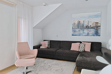 Квартира с пятью и более комнатами в Подутике.: 6