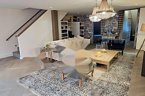 Квартира в центре с более чем 5 комнатами: 6